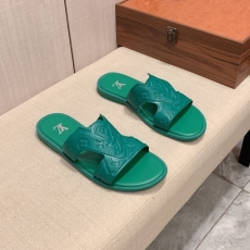 Louis Vuitton Slippers